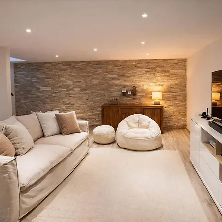 Hébergement de vacances Maison Duplex De Standing Centre Wi-fi Netflix